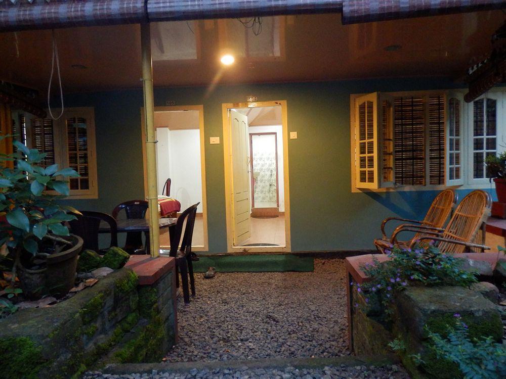 Green Garden Cottage Теккади Экстерьер фото